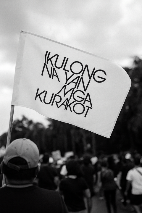 (PRE-ORDER) TEAM MANILA IKULONG FLAG WHITE